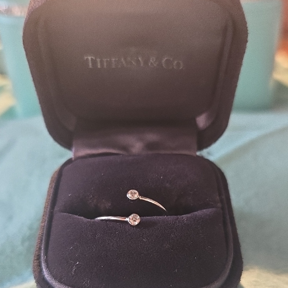 Tiffany & Co. Platinum Ring with Diamonds